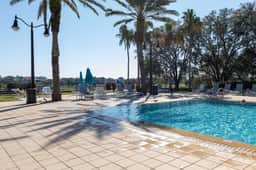3BR Family Apartment for 8 Peaceful Residential Retreat - Image 2