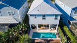 Beach House Getaway | Near Parks & Attractions - Image 2
