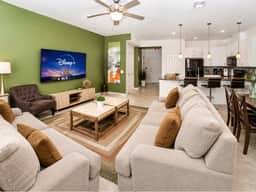 4BR Compass Bay Villa • GREAT Location • Relax - Image 3
