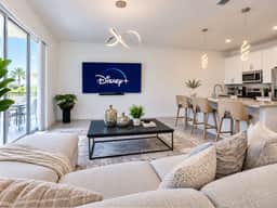 Disney Getaway | Private Pool, BBQ & Themed Rooms - Image 3