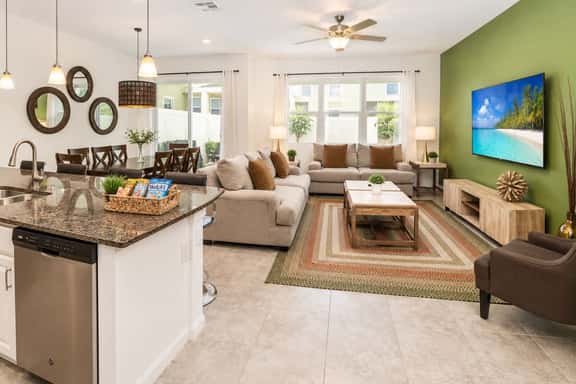 4BR Compass Bay Villa • GREAT Location • Relax - Image 1