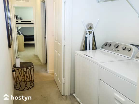 Amazing 4 bedroom house near Disney! - Image 2